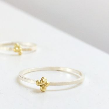 Jewels: Skinny rings