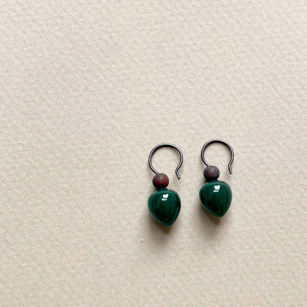 Jewel: earrings agate