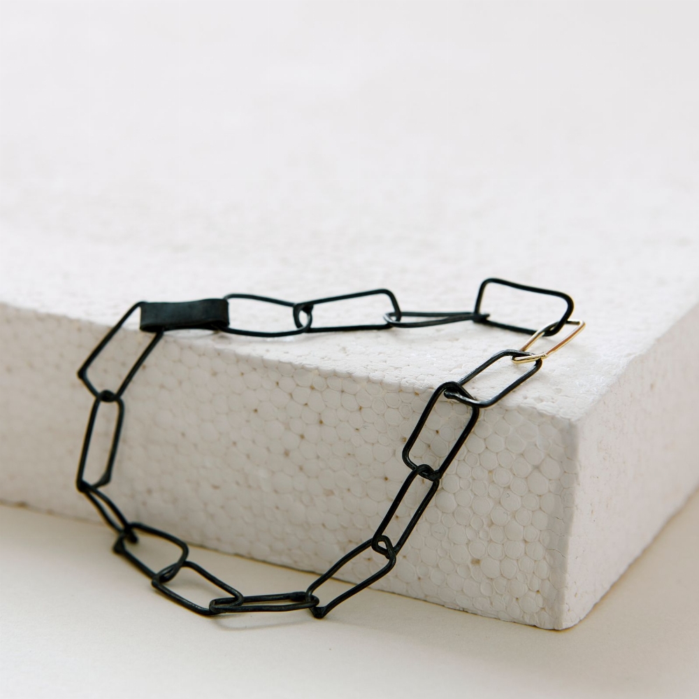 Jewel: bracelet rectangular black